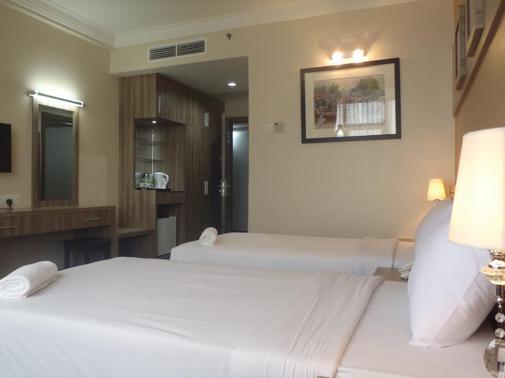 Hig Hotel Kuah Zimmer foto